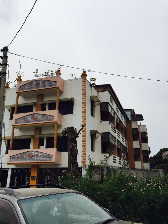 Hotel O Hya'S Homestay Dehradun Buitenkant foto